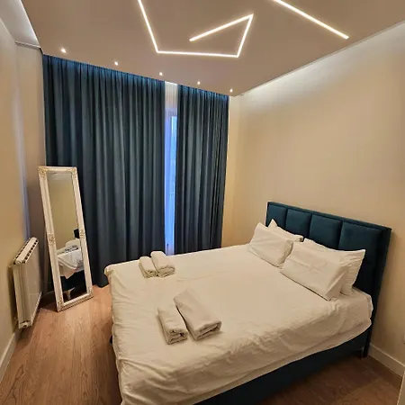 Ultra - Waterfront Apartment Belgrade