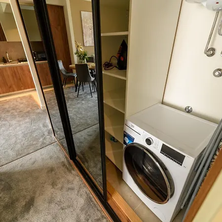 Ultra - Waterfront * Bělehrad