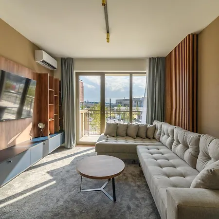 Ultra - Waterfront Bělehrad